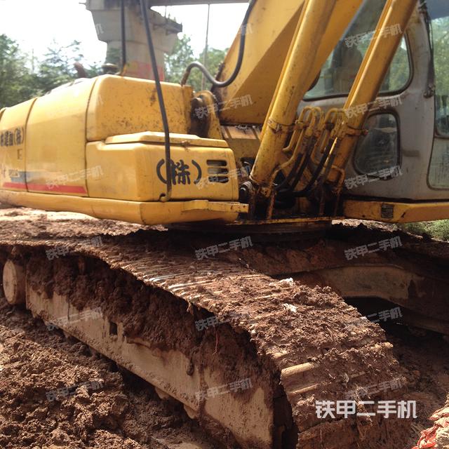 住友sh200z3挖掘机