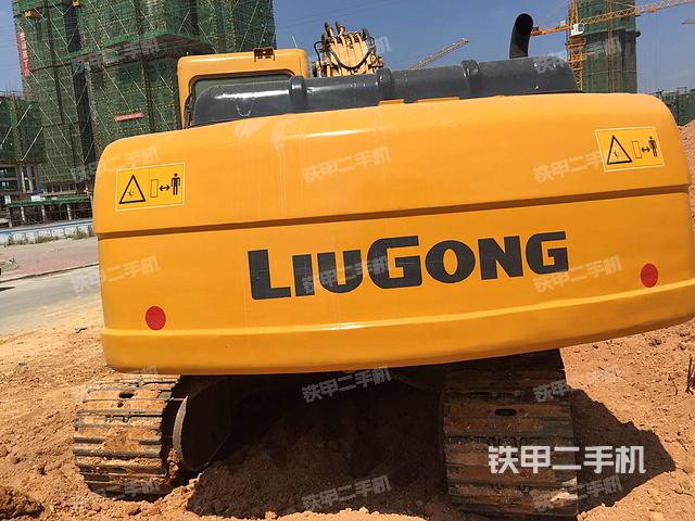 柳工clg920d挖掘机