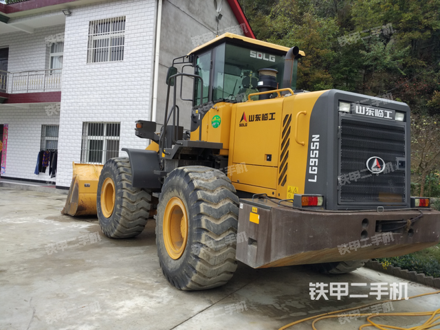 山东临工lg955n装载机
