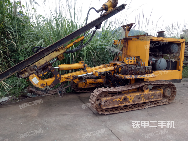 开山集团kc120中风压露天露天钻机