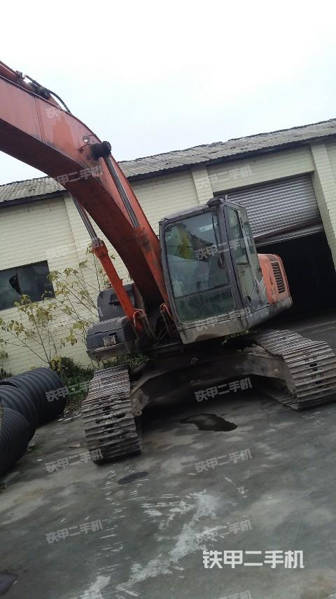 日立zx250lc-3挖掘机
