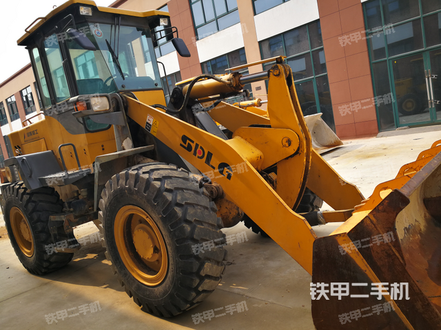 山东临工lg933l装载机