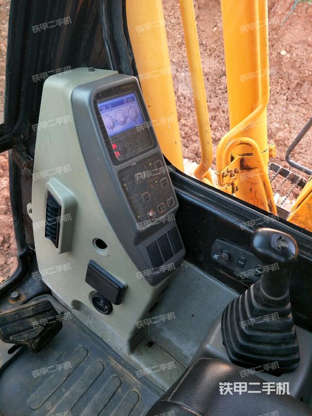 现代r225lc-7挖掘机