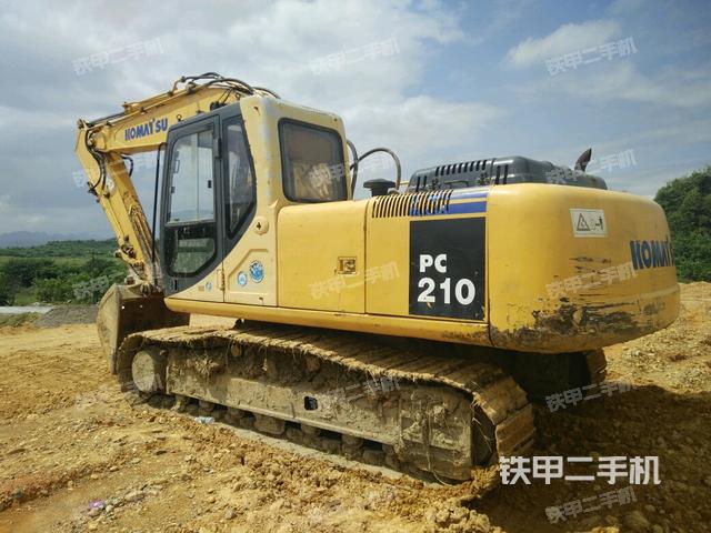 柳工clg205c挖掘机