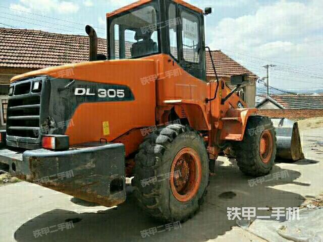 斗山dl305装载机