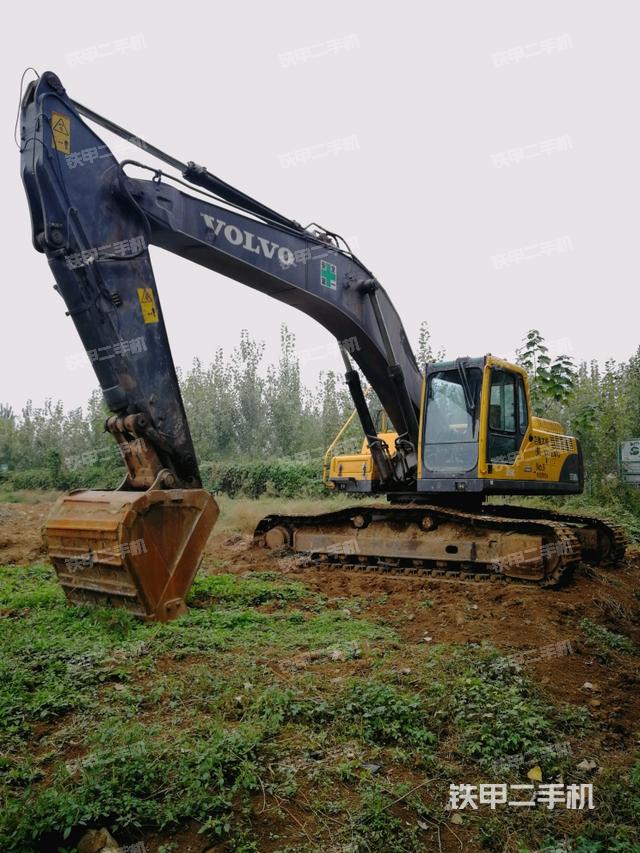 沃尔沃ec290blc挖掘机