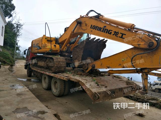 龙工lg6225挖掘机