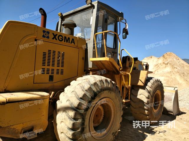 厦工xg953装载机