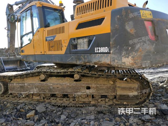 沃尔沃ec380dl挖掘机