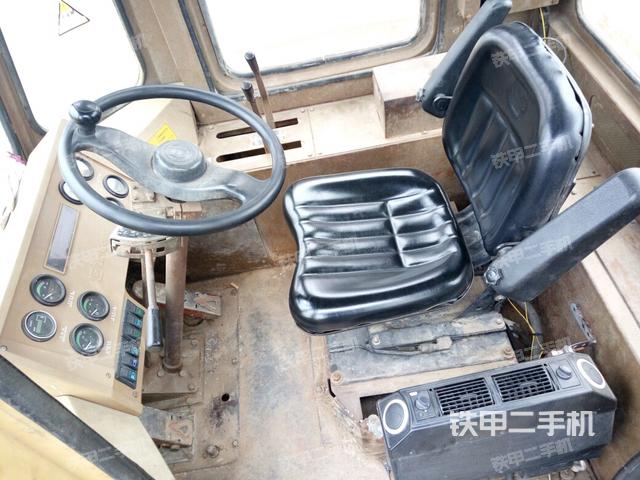 柳工zl50c基本型装载机