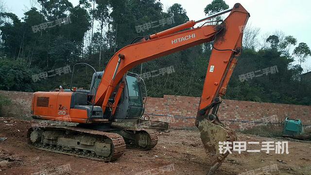 日立zx130h-3挖掘机