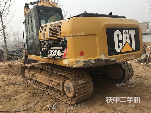 卡特彼勒320d挖掘机