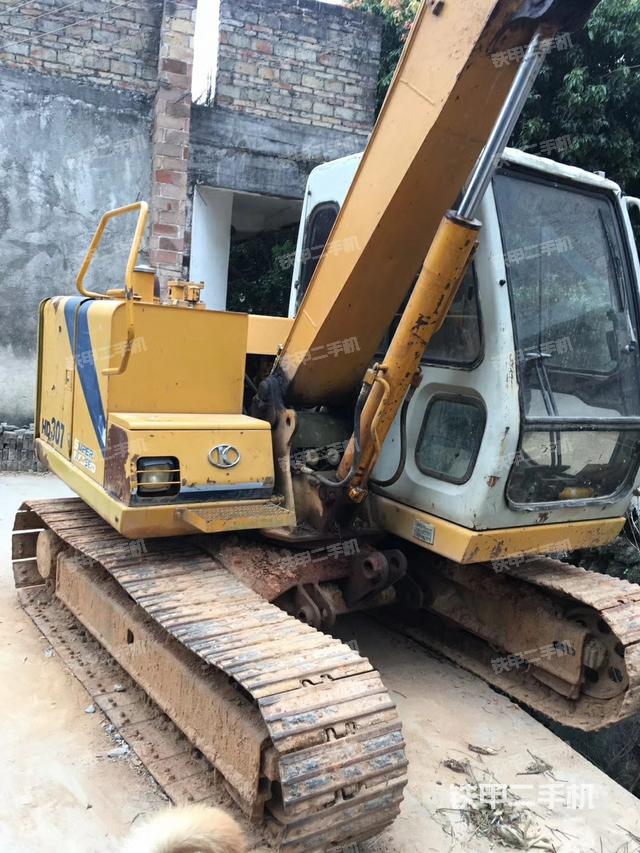 加藤hd307挖掘机