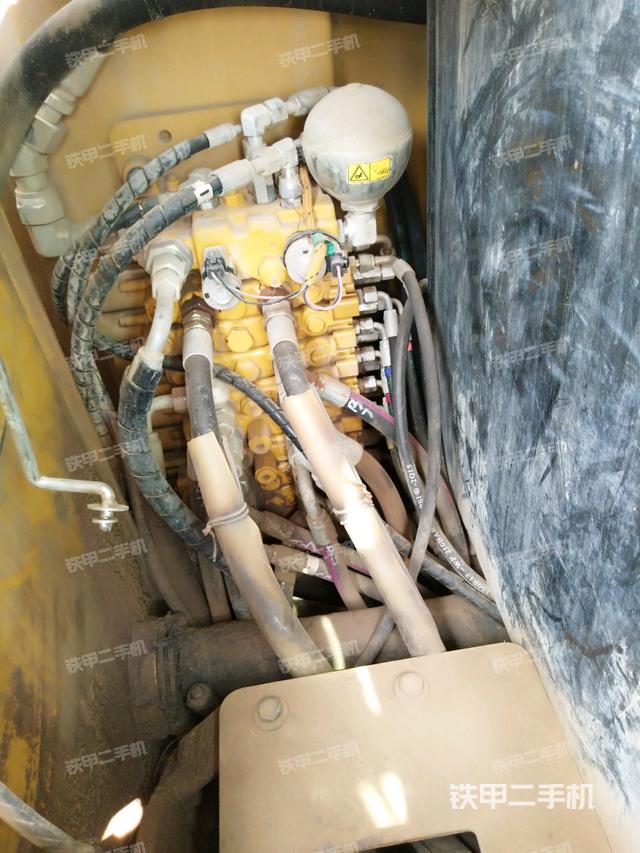 卡特彼勒306e2小型液压挖掘机