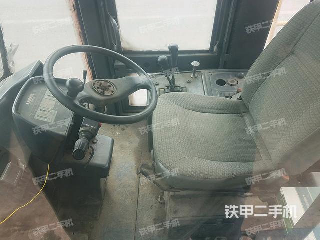 柳工clg856中配装载机
