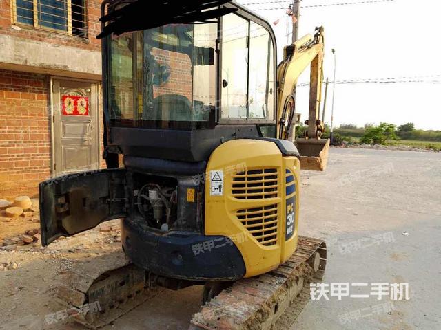 小松pc30mr-2挖掘机
