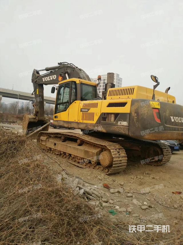 沃尔沃ec380dl挖掘机