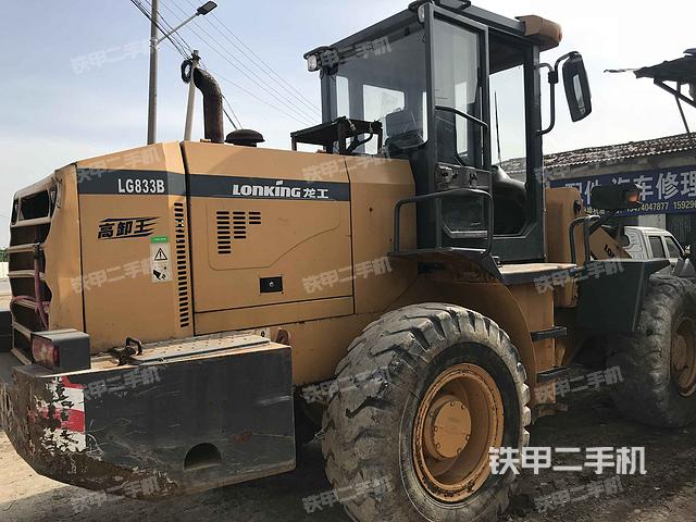 龙工lg833b装载机