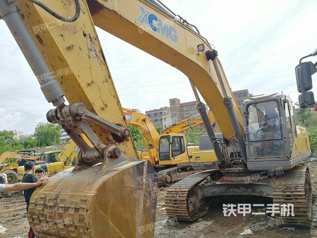 徐工xe335c挖掘机