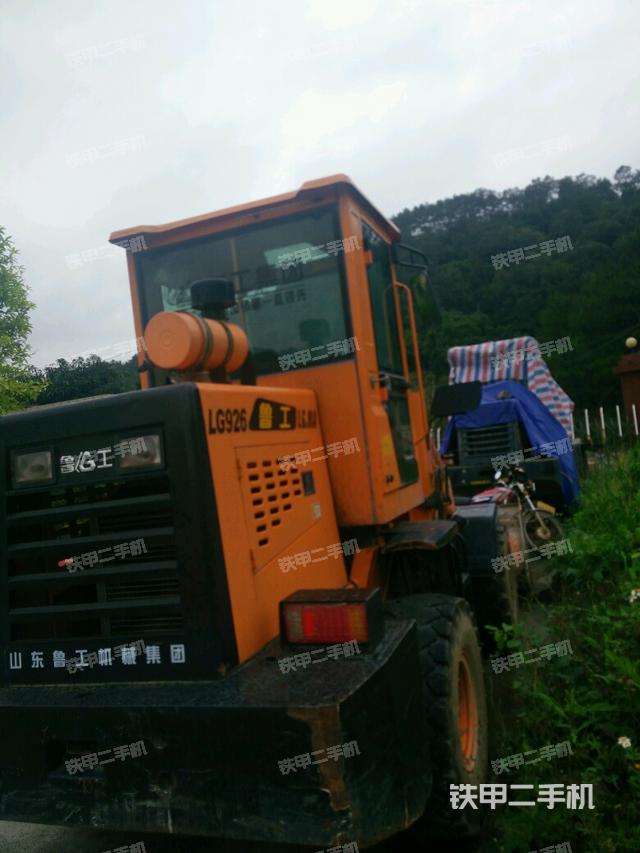山东鲁工lg926装载机