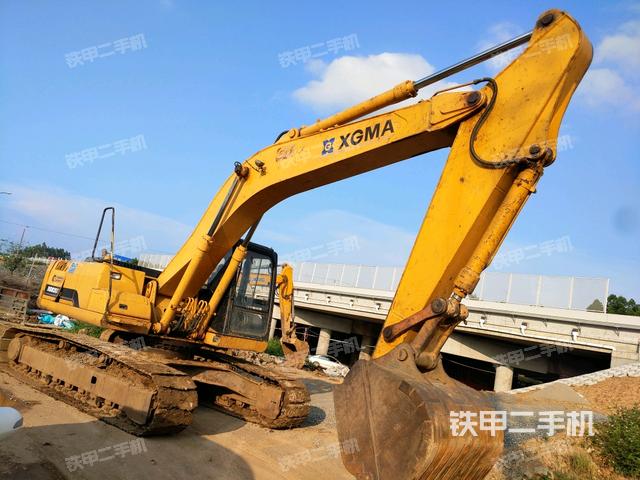 二手挖掘机 二手厦工挖掘机 广西二手挖掘机 柳州市二手挖掘机 > 二手