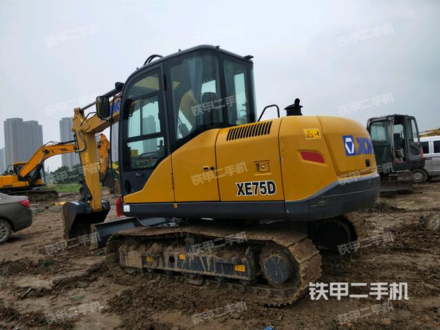 徐工xe75d挖掘机