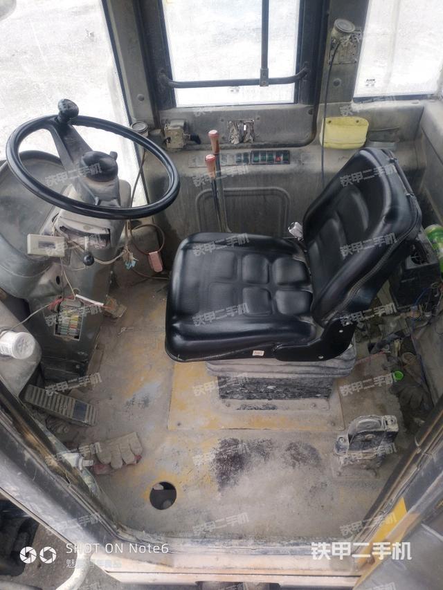 山东临工lg953装载机
