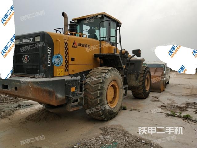 山东临工lg968装载机