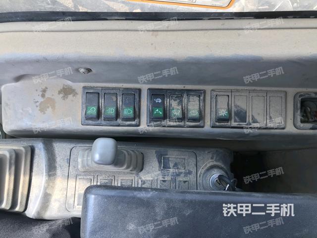 临工lg685挖掘机