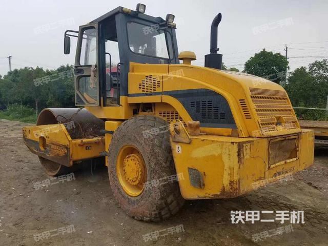 龙工lg522a机械驱动压路机