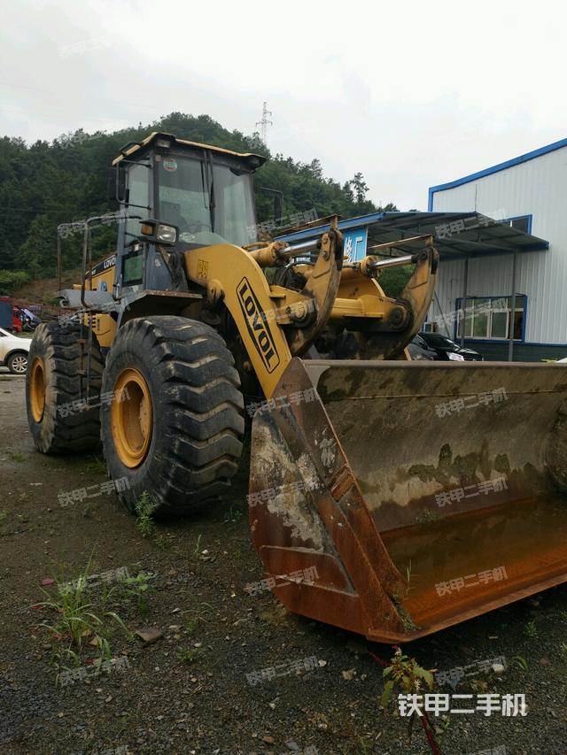 雷沃重工fl953f装载机