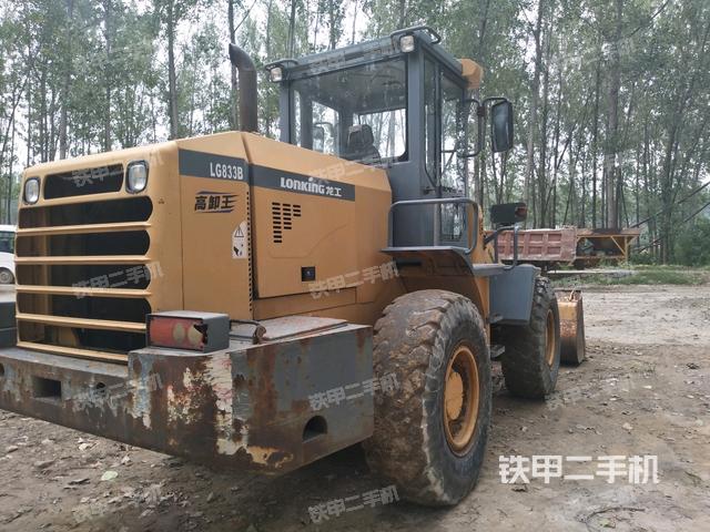 龙工lg833b装载机