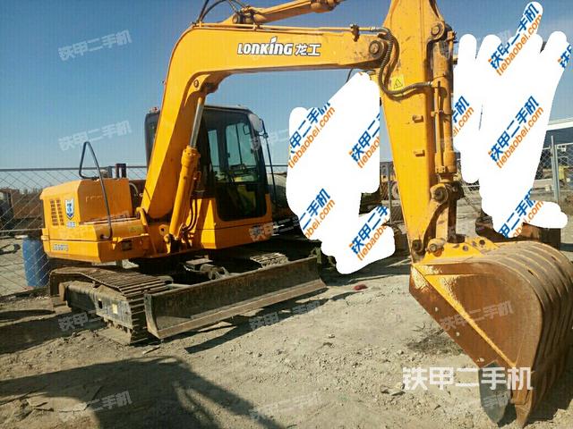龙工lg6075挖掘机