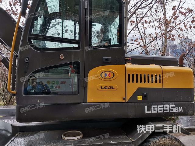 临工金利lg690bm挖掘机