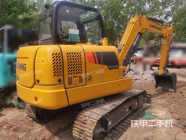 柳工clg9055e挖掘机