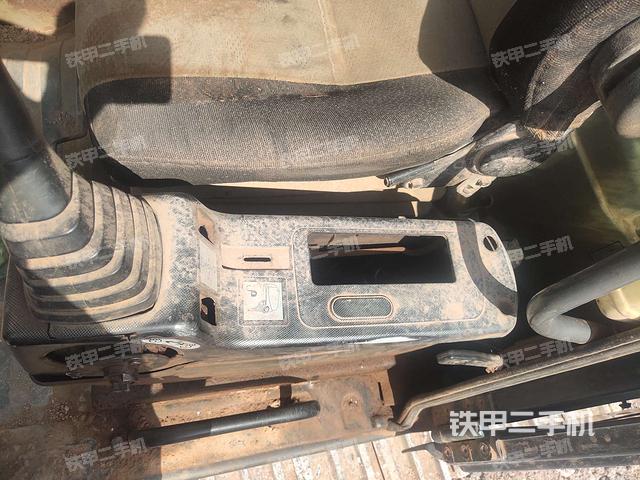 现代r335lc-7挖掘机