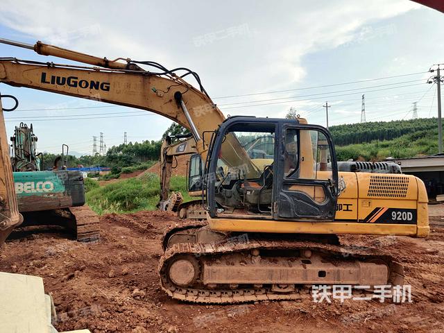 柳工clg920d挖掘机