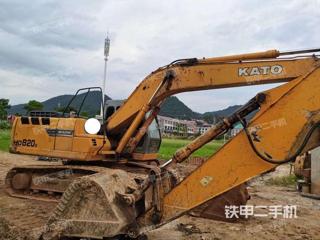 加藤hd820v挖掘机