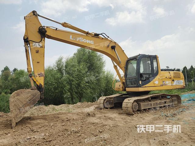 柳工clg920d挖掘机