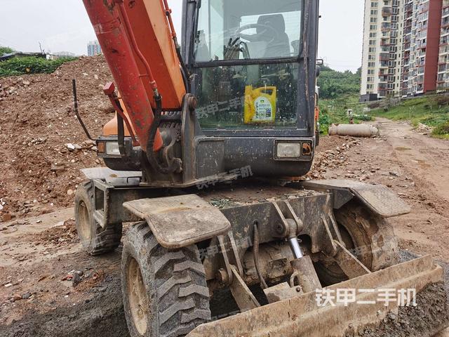 斗山dx60w挖掘机