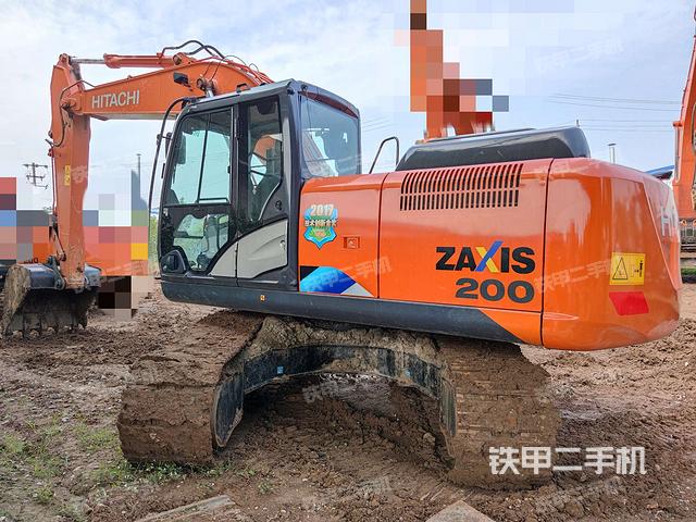 日立zx200-5a挖掘机