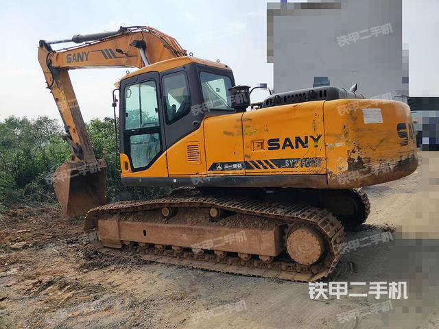三一重工sy215c挖掘机