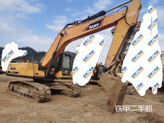 三一重工sy205c挖掘机