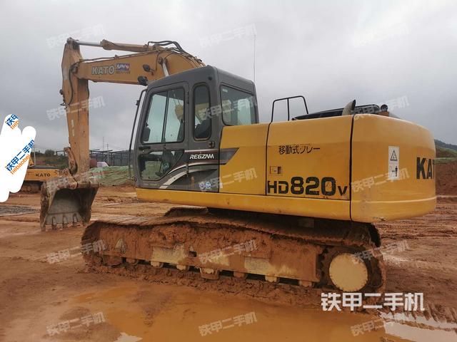加藤hd820v挖掘机