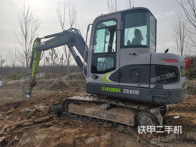 中联重科ze60e-10挖掘机