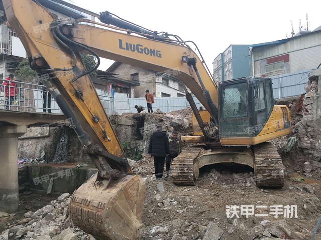 柳工clg920e挖掘机
