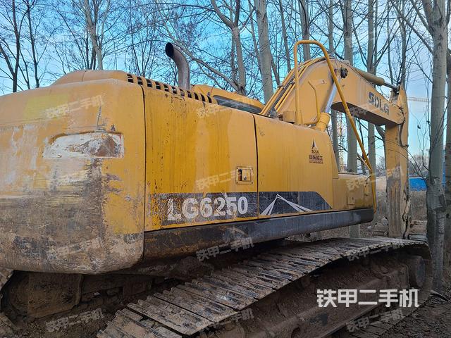 山东临工lg6250挖掘机