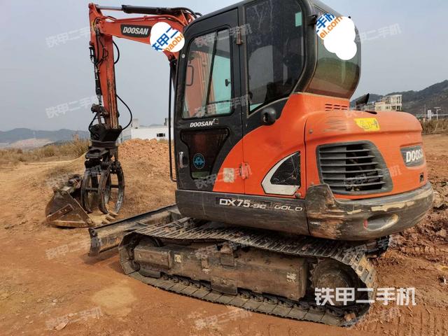 斗山dx609cgold挖掘机