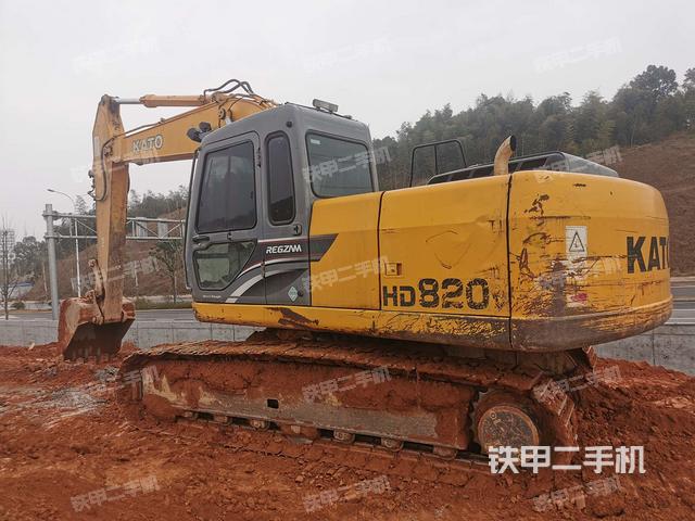 加藤hd820v挖掘机