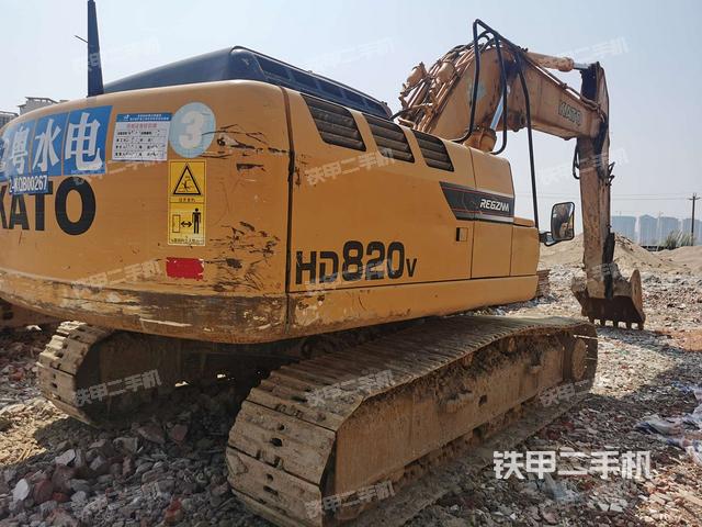 加藤hd820v挖掘机